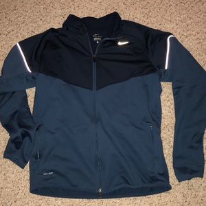SOLD Men’s Nike Dri-Fit Zip Up Hoodie
